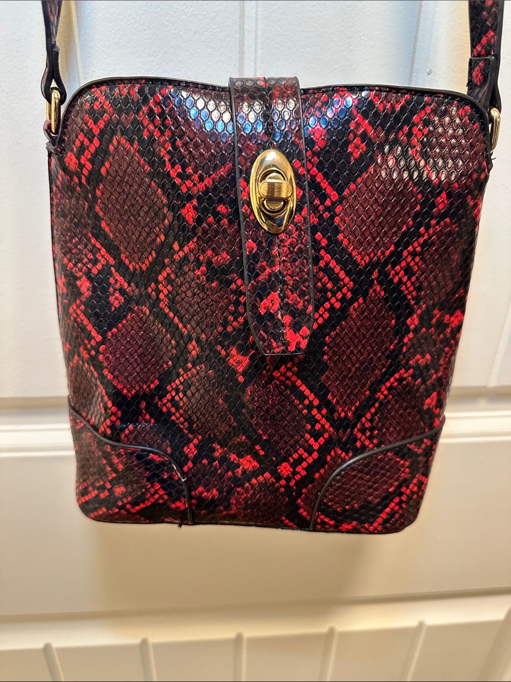 Red Snake-Print Crossbody Bag with Gold Turn-Lock
